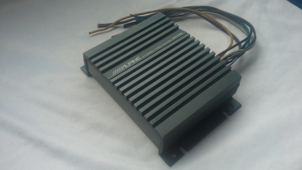 แอมป์ Alpine 100W 4ch (25x4) มอสองญี่ปุ่น แอมป์ Alpine 100W 4ch (25x4) มอสองญี่ปุ่น