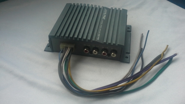 แอมป์ Alpine 100W 4ch (25x4) มอสองญี่ปุ่น แอมป์ Alpine 100W 4ch (25x4) มอสองญี่ปุ่น