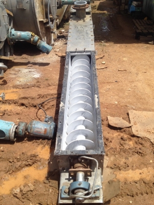 ขายรางสกรูสแตนเลส ยาว 3.2 เมตร สภาพสวยมาก พร้อมใช้เลยครับ