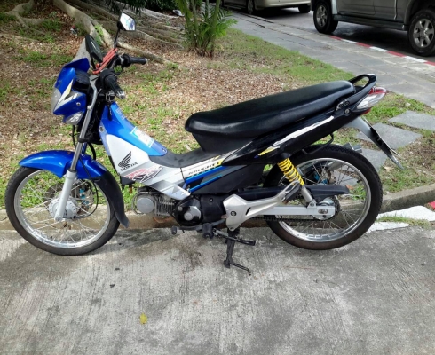 ร้อนเงิน ขาย12,000 honda nice ลดได้อีก เครื่องดี เอกสารครบ
