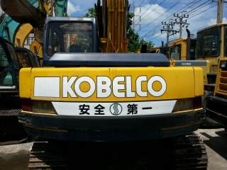 รถขุดดิน SK120-1-LP-09982  สภาพดี ชั่วโมงใช้งานน้อย  เพิ่งเข้ามาถึงไทย รถจอดอยู่ที่ C.S. Motor หลักสี่  โทร. 081-373-0559