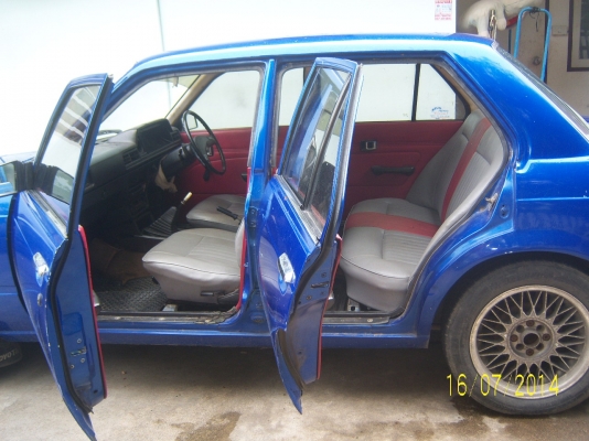 โตโยต้าT33 เครื่องดี ติดแก๊สแล้ว ประกันชั้น3