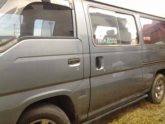 ขายรถตู้พร้อมใช้งาน