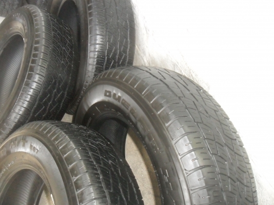 โปรแร๊ง ยาง BRIDGESTONE 235/70R16ปี11 สวยๆ 4 เส้น ราคา 2500 บาท โปรแร๊ง ยาง BRIDGESTONE 235/70R16ปี11 สวยๆ 4 เส้น ราคา 2500 บาท