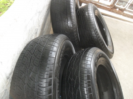 โปรแร๊ง ยาง BRIDGESTONE 235/70R16ปี11 สวยๆ 4 เส้น ราคา 2500 บาท โปรแร๊ง ยาง BRIDGESTONE 235/70R16ปี11 สวยๆ 4 เส้น ราคา 2500 บาท
