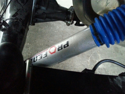 โช๊คอัพรถกระบะ  Ford  by Shock ProFenDer