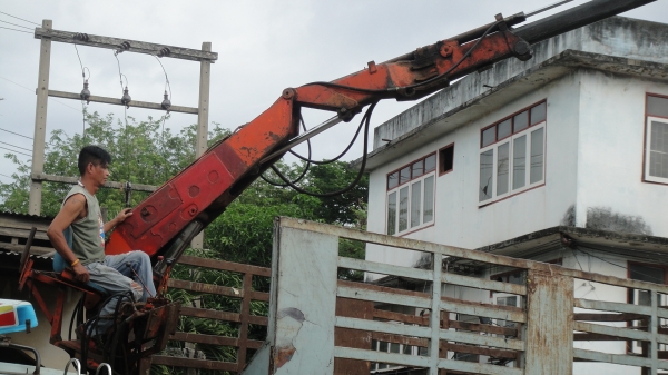 เฮี๊ยบคีบเหล็ก3ตัน สภาพพร้อมใช้ ราคาถูก เฮี๊ยบคีบเหล็ก3ตัน สภาพพร้อมใช้ ราคาถูก