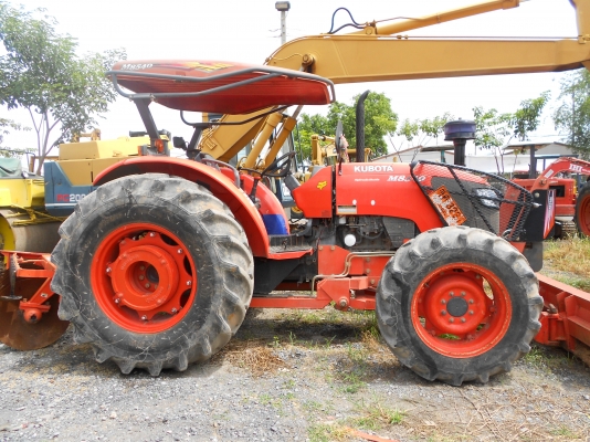 รถไถ KUBOTA M 8540 มือสองพร้อมใช้