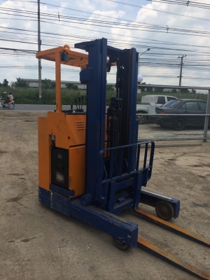 รถนอกถูกๆไฟฟ้ายืนKomatsu 1.5 ตัน 4.8 เมตร FBR15-RS10-480M  ขาย 160,000 ติดต่อ 094-426-7888 จะเด็ด