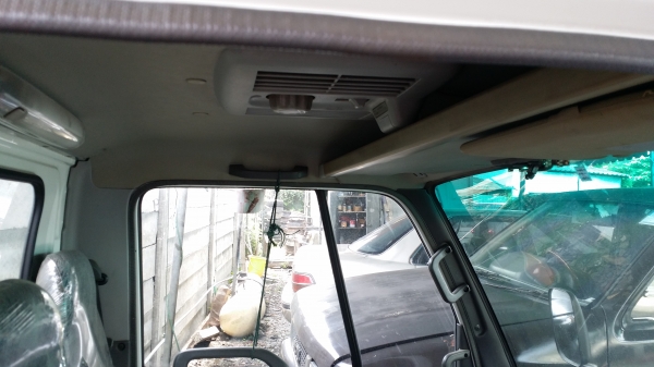 ขายหัวเก๋งNKRการ์ตูนหัวสูง24Vทำสีภายในภายนอกเสร็จแล้วหัวนอกแท้ยังไม่ได้ใช้ประตูซ้ายสไลค์