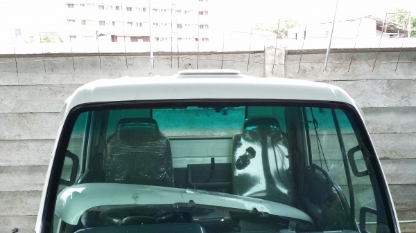 ขายหัวเก๋งNKRการ์ตูนหัวสูง24Vทำสีภายในภายนอกเสร็จแล้วหัวนอกแท้ยังไม่ได้ใช้ประตูซ้ายสไลค์