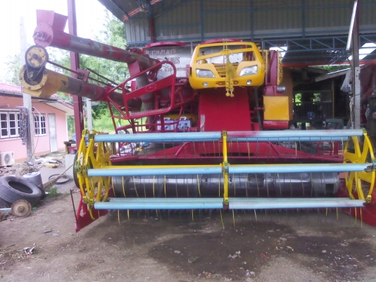 ขายรถเกี่ยวด่วนรุ่นศักดิ์พัฒนาการเกษตร ขายรถเกี่ยวด่วนรุ่นศักดิ์พัฒนาการเกษตร