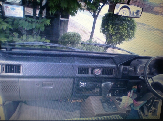 รถตู้มิตซูบิสชิ L300