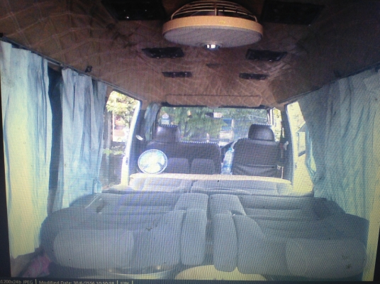 รถตู้มิตซูบิสชิ L300