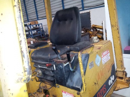 D21S-6 # 60265 : รถตักแทร็คเหล็ก by กุ้ง:0813062283