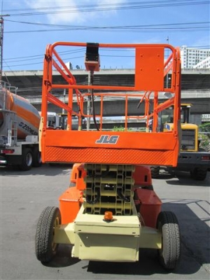 ขายกระเช้าขากรรไกรมือสอง JLG สภาพเยี่ยม พร้อมใช้งาน