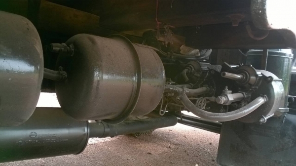 ขาย 10 ล้อ JCM เพลาเดียว วางหัวร็อคกี้ลงเล่มแล้ว เครื่อง 6BG1 175 แรงม้า เปลี่ยนช่วงล่างใหญ่ พวงมาลัยพาวเวอร์ ทะเบียนเต็มพร้อมโอน ราคาต่อรองได้ครับผม