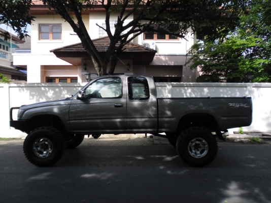 ขายTOYOTA HILUX TIGER 4X4 คานแข็ง ขายTOYOTA HILUX TIGER 4X4 คานแข็ง