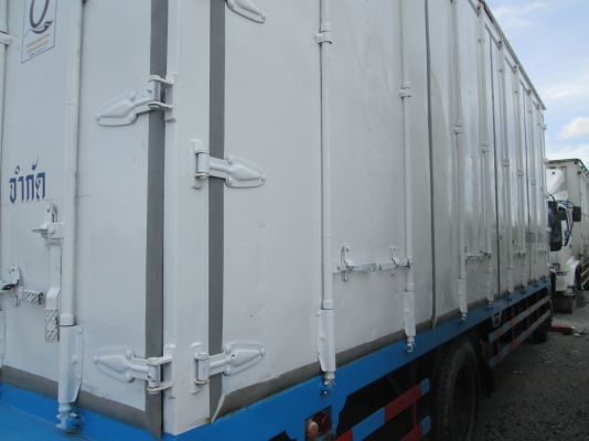 ขายรถบรรทุก 6 ล้อ