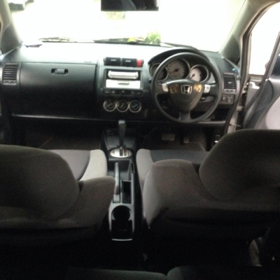 รถบ้าน JAZZ 1.5 S (ABS/AIRBAG)ตัวท๊อบ เครื่องดี ช่วงล่างแน่น ติดแก๊ส ใครมองหาอยู่ไม่ผิดหวังครับถูกๆๆ