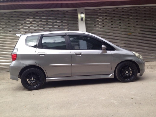 รถบ้าน JAZZ 1.5 S (ABS/AIRBAG)ตัวท๊อบ เครื่องดี ช่วงล่างแน่น ติดแก๊ส ใครมองหาอยู่ไม่ผิดหวังครับถูกๆๆ