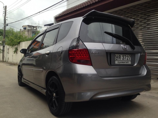 รถบ้าน JAZZ 1.5 S (ABS/AIRBAG)ตัวท๊อบ เครื่องดี ช่วงล่างแน่น ติดแก๊ส ใครมองหาอยู่ไม่ผิดหวังครับถูกๆๆ