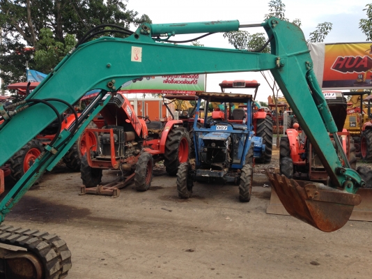 ผ่อนได้ 450,000 KOMATSU PC35-8 เก่านอก เอวแน่น ปั็มแรง สภาพพร้อมใช้ สุดๆเอาไปแบ่งกันใช้ได้เลยครับ น้องร็อค จัดหั้ย สนใจโทร สอบถามได้ 081-8535656 ผ่อนได้ 450,000 KOMATSU PC35-8 เก่านอก เอวแน่น ปั็มแรง สภาพพร้อมใช้ สุดๆเอาไปแบ่งกันใช้ได้เลยครับ น้องร็อค จัดหั้ย สนใจโทร สอบถามได้ 081-8535656