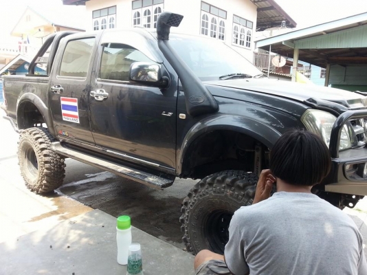 -ขายรถยกสูงครับ