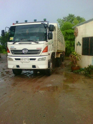 ขายรถ10 ล้อดั้มแม่ลูก HINO MEGA 320  ลูกสามคานแท้ ปี51=47 มี2 พ่วง