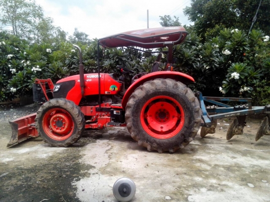 รถไถนาM7040 พร้อมเล่มทะเบียนปี52