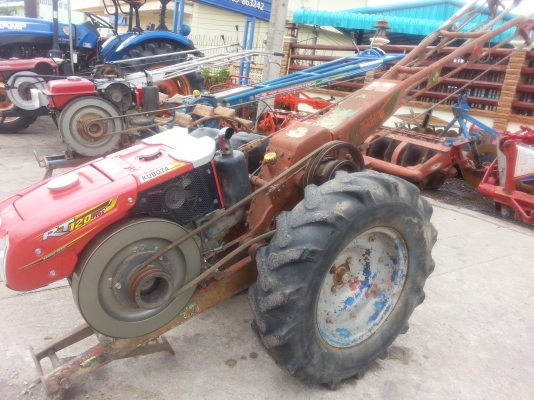 เครื่องคูโบต้าRT120 สภาพดี เดิมๆติดนิ่มๆ  โครงรถไถมุ้ยเล็งบางนา