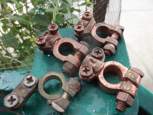 ขั้วแบตเตอรี่ทองแดง ขั้วลบ ขั้วแบตเตอรี่ทองแดง ขั้วลบ