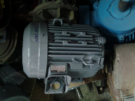 ขาย !! มอเตอร์ 5แรง3สาย รอบ1400 พร้อมใช้งาน ยี่ห้อ hitachi คร์อยเดิม