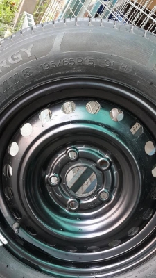 ขายกะทะล้อพร้อมยางมิชลิน ขอบ 15 ยังไม่ได้ใช้ ขายกะทะล้อพร้อมยางมิชลิน ขอบ 15 ยังไม่ได้ใช้