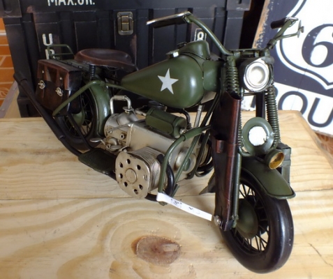 ขายโมเดลสังกะสีรถคลาสสิค หายาก น่าสะสม