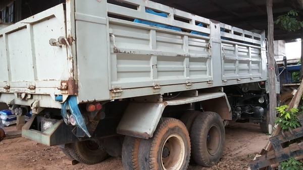 ***ขายแล้วครับขอบคุณ Truck2hand ** บ.ต่อรอง**ขาย10ล้อ2เพลาดั้มสวยๆ HINO FM1M EM100-220HP เครื่องเดิมเกียร์เดิม เครื่องแน่นแห้งดี ไม่เยิ้ม เกียร์ดีไม่มีหลุด ช่วงล่างเดิมคัสซีสวยเดิมไม่มีปะไม่มีดาม กระบะดั้มเหล็กสภาพสวย พื้นสวยข้างสวยไม่ผุ หัวเก๋งเดิมๆ บางส