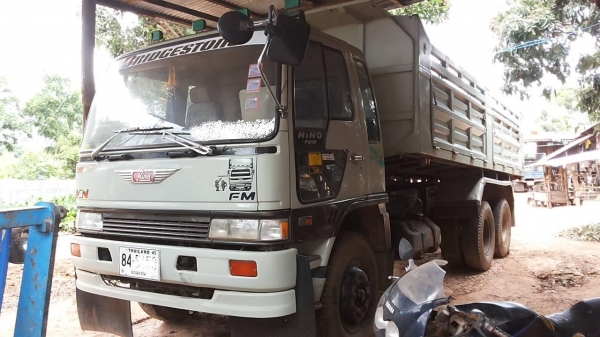 ***ขายแล้วครับขอบคุณ Truck2hand ** บ.ต่อรอง**ขาย10ล้อ2เพลาดั้มสวยๆ HINO FM1M EM100-220HP เครื่องเดิมเกียร์เดิม เครื่องแน่นแห้งดี ไม่เยิ้ม เกียร์ดีไม่มีหลุด ช่วงล่างเดิมคัสซีสวยเดิมไม่มีปะไม่มีดาม กระบะดั้มเหล็กสภาพสวย พื้นสวยข้างสวยไม่ผุ หัวเก๋งเดิมๆ บางส