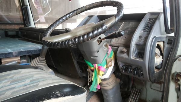 ***ขายแล้วครับขอบคุณ Truck2hand ** บ.ต่อรอง**ขาย10ล้อ2เพลาดั้มสวยๆ HINO FM1M EM100-220HP เครื่องเดิมเกียร์เดิม เครื่องแน่นแห้งดี ไม่เยิ้ม เกียร์ดีไม่มีหลุด ช่วงล่างเดิมคัสซีสวยเดิมไม่มีปะไม่มีดาม กระบะดั้มเหล็กสภาพสวย พื้นสวยข้างสวยไม่ผุ หัวเก๋งเดิมๆ บางส