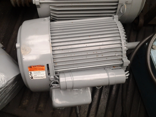 ขาย !! มอเตอร์ 10แรง220v. พร้อมใช้งาน ยี่ห้อ us.