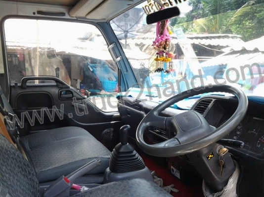 ISUZU รุ่น NQR กระบะคอกรั้วเหล็ก ความยาวกระบะ 5.50 เมตร