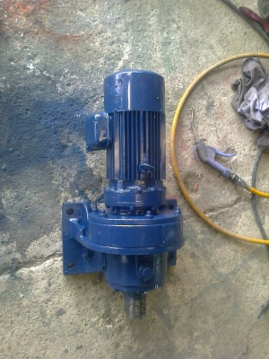 ขาย !! มอเตอร์เกียร์1แรง3สาย สภาพสวย พร้อมใช้ หัวเกียร์cycro drive