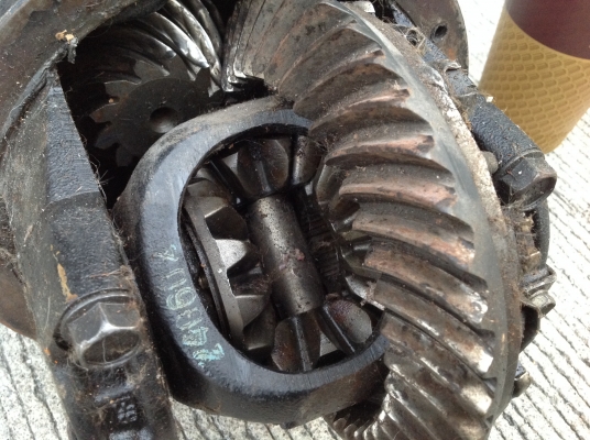 ขายเสื้อเพลาtoyota vigo สวยๆครับ สอบถาม 0859190965