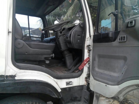 รถฮีโน่ 10 ล้อ หัวลาก FM3M 240 แรงม้า. ปี 39 สนใจติดต่อ 081 - 6079515 รถฮีโน่ 10 ล้อ หัวลาก FM3M 240 แรงม้า. ปี 39 สนใจติดต่อ 081 - 6079515