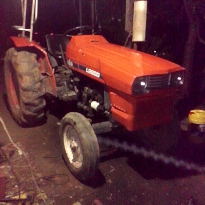 มาแล้วคับ สีนวนจัดให้ Kuota 2601 เคลื่องนิ่ม ติดงาย  ไม่มีเยื่อม สภาพสวย ยางดี เข้าเกียร์งาย ไม่มีดัง มีแต่ตัว สนใจติดต่อ 089-9638932 ต.บัวชุม อ.ชัยบาดาล จ.ลพบุรี