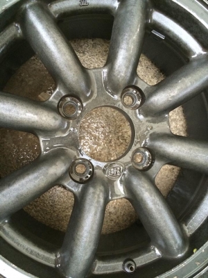 ขายล้อกล้วย BR ขอบ15 4/114 กว้าง6.5 et 40 สีเดิม สวยๆ ขายล้อกล้วย BR ขอบ15 4/114 กว้าง6.5 et 40 สีเดิม สวยๆ