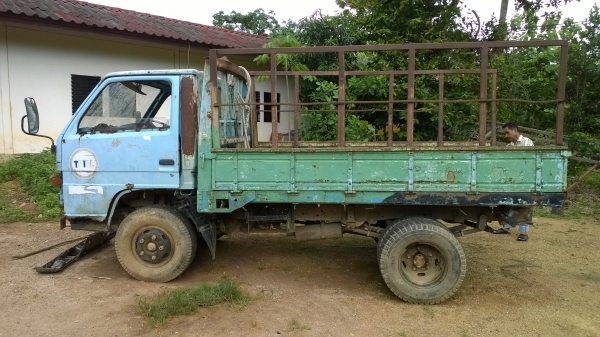 6ล้อเล็ก NKR57E-7100822 เครื่อง100 แรง(สี่ล้อทำ6ล้อ..ยังไม่ลงเล่ม) เกียร์สั้น..ยกหัวได้ เฟืองท้ายใหญ่..เล่มพร้อม