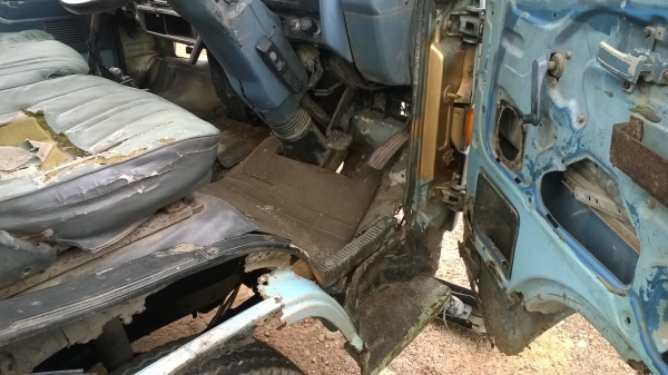 6ล้อเล็ก NKR57E-7100822 เครื่อง100 แรง(สี่ล้อทำ6ล้อ..ยังไม่ลงเล่ม) เกียร์สั้น..ยกหัวได้ เฟืองท้ายใหญ่..เล่มพร้อม