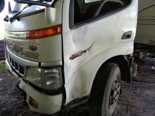 รถฮีโน่ 6 ล้อดั้ม 121 แรงม้า. ปี 48 สนใจติดต่อ 081 - 6079515 รถฮีโน่ 6 ล้อดั้ม 121 แรงม้า. ปี 48 สนใจติดต่อ 081 - 6079515