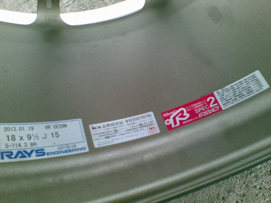 ขายล้อ CE28  9.5 235/40/18 วงเดียวทำเปนยางอะไหล่