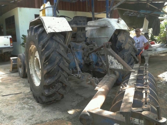 ขายรถไถ FORD